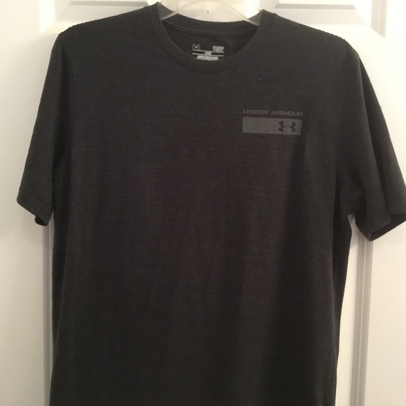 Under Armour Charcoal Gray T-shirt -  Men's Small - Picture 3 of 8